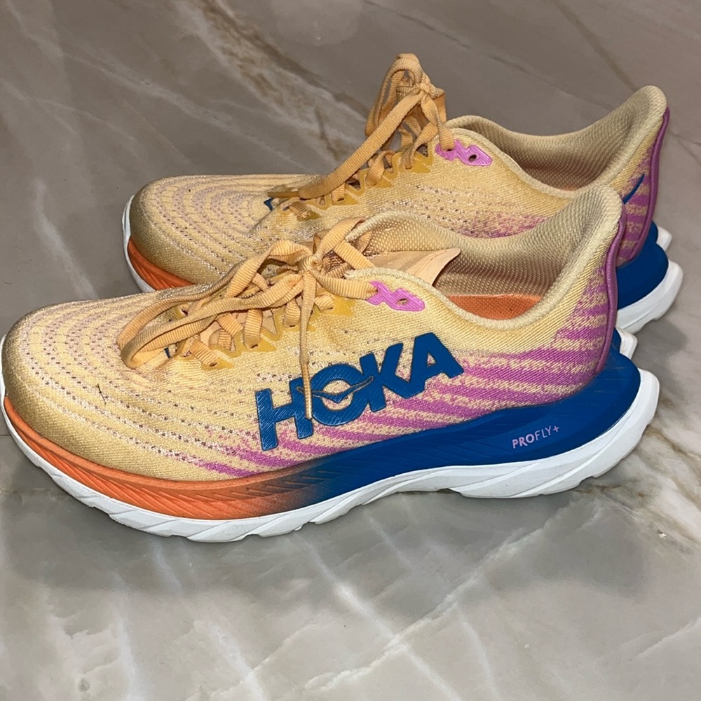 Hoka Mach 5 Size 5.5B